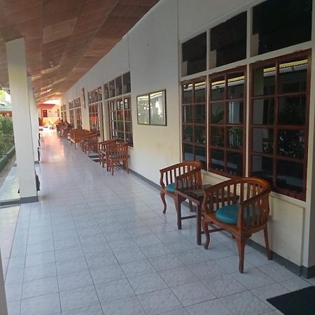 Hotel Wisata Labuan Bajo Extérieur photo