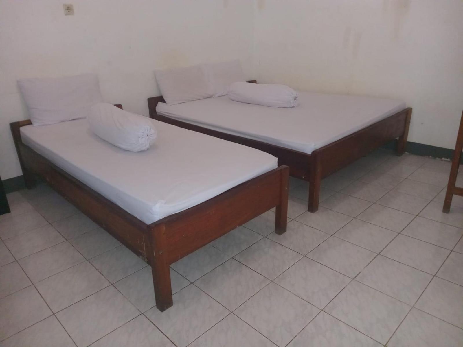 Hotel Wisata Labuan Bajo Extérieur photo