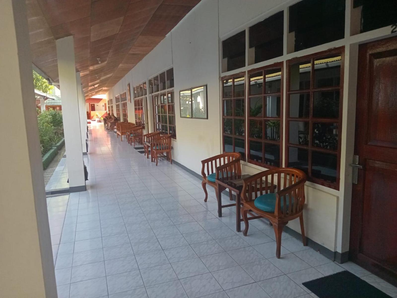Hotel Wisata Labuan Bajo Extérieur photo