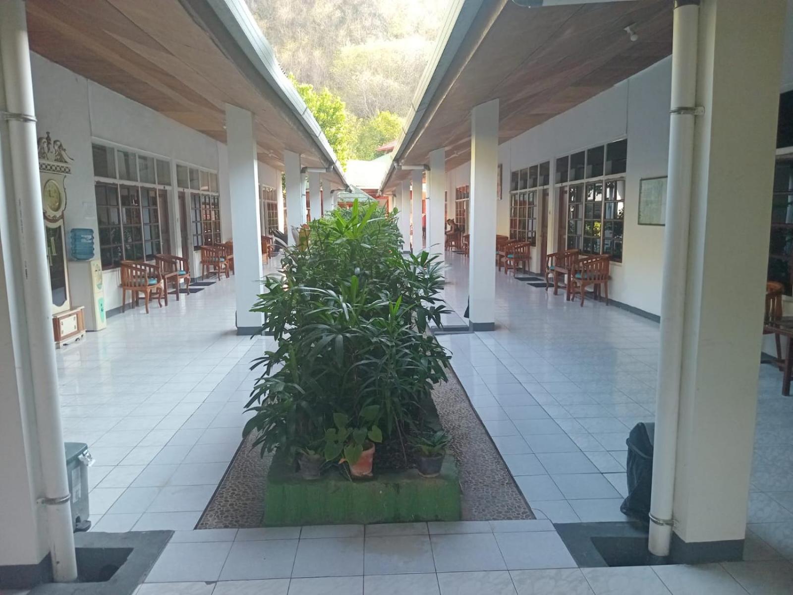 Hotel Wisata Labuan Bajo Extérieur photo